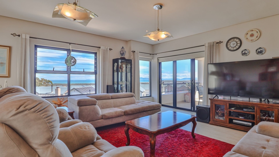 3 Bedroom Property for Sale in Heldervue Western Cape